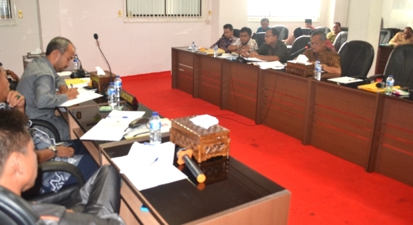 DPRD Rohil Gelar Dengar Pendapat Terkait Pilkades